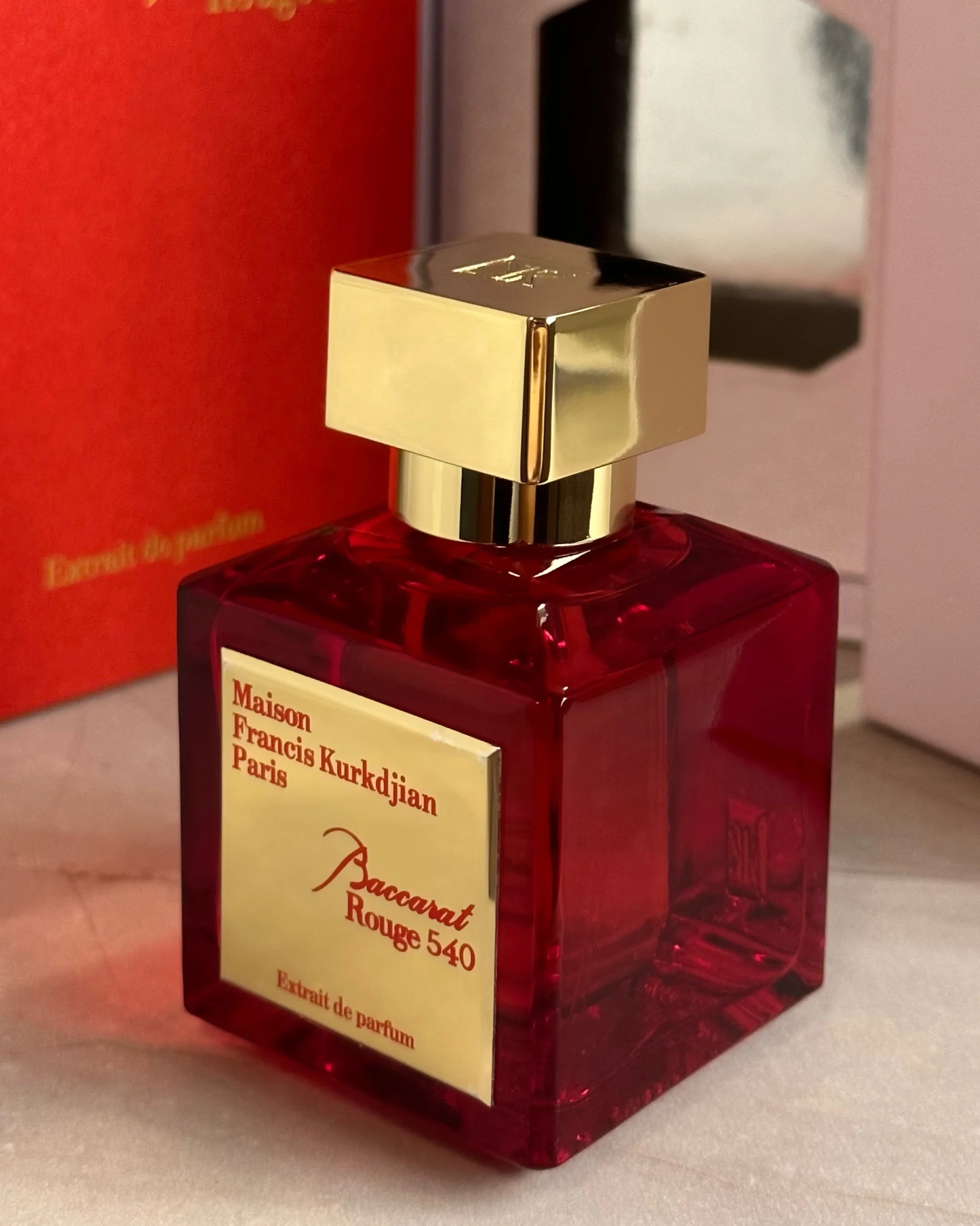 Baccarat Rouge 540 -  El lujo Convertido en Aroma