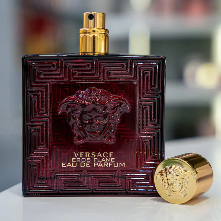 Versace Eros Flame – La Pasión Hecha Fragancia